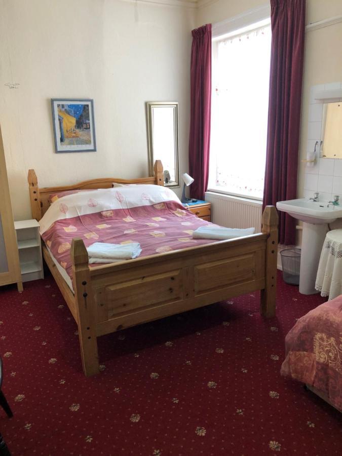 Bronte House Hotel Blackpool Bagian luar foto