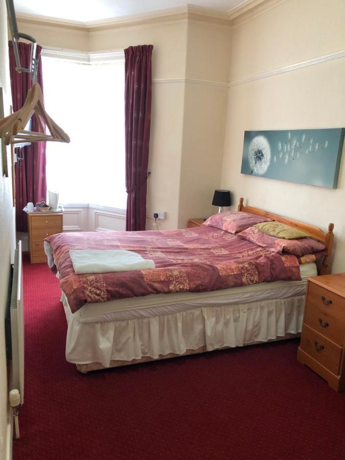 Bronte House Hotel Blackpool Bagian luar foto
